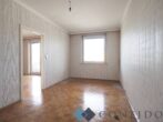 Sanierungsbedrüftige 2 Zimmerwohnung mit Loggia nahe Höchstädtplatz! - Schlafzimmer