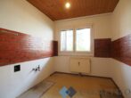 Sanierungspotenzial - 3 Zimmerwohnung mit großer Loggia nahe Kalksburg! - Küche